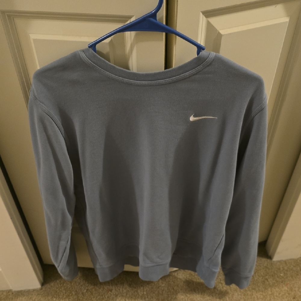 💙Nike Women's Light Blue Crewneck Sweater💙